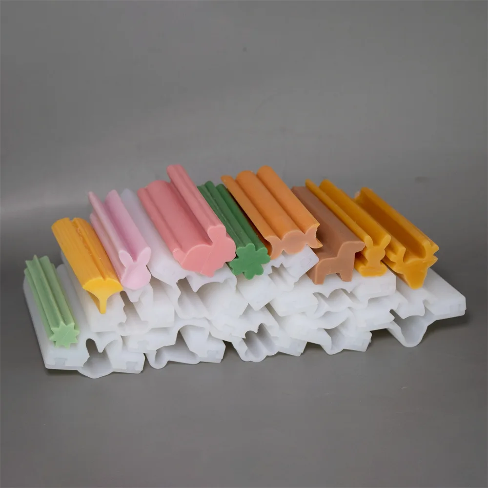 

Four-leaf Clover 12cm Silicone Mousse Tube Mold Soap Mold Pony Elk Children DIY Handmade Ginkgo Leaves Baking Accessories