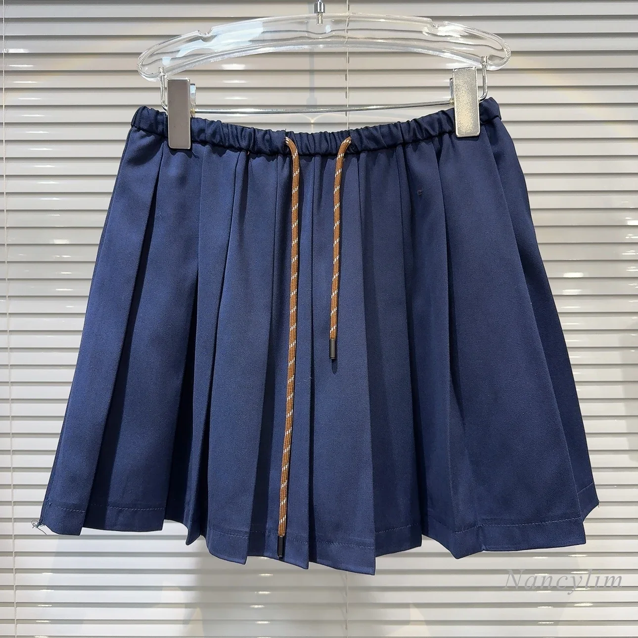 

2024 Autumn New Drawstring Elastic Waist Solid Color Sweet Graceful Pleated Skirt for Women All-Matching Short Skirts