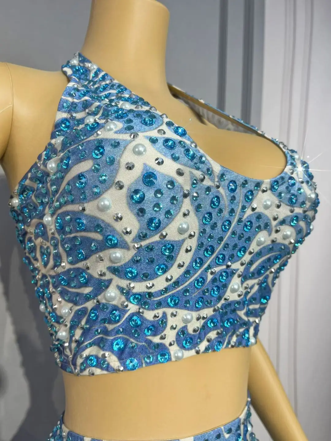 

Qingyanhua Sexy Neck Hanging Short Top Tight Pants Set Blue White Printed Bar Dancer Performance Costume Beach Pool Party dress