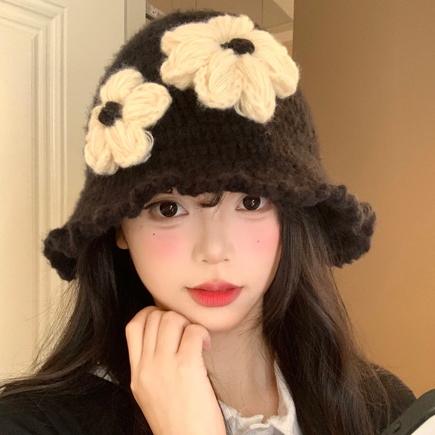 Autumn and Winter Flower Knitted Bucket Hats for Women Cycling Travel Warm Versatile Ear Protector Knitted pullover cap