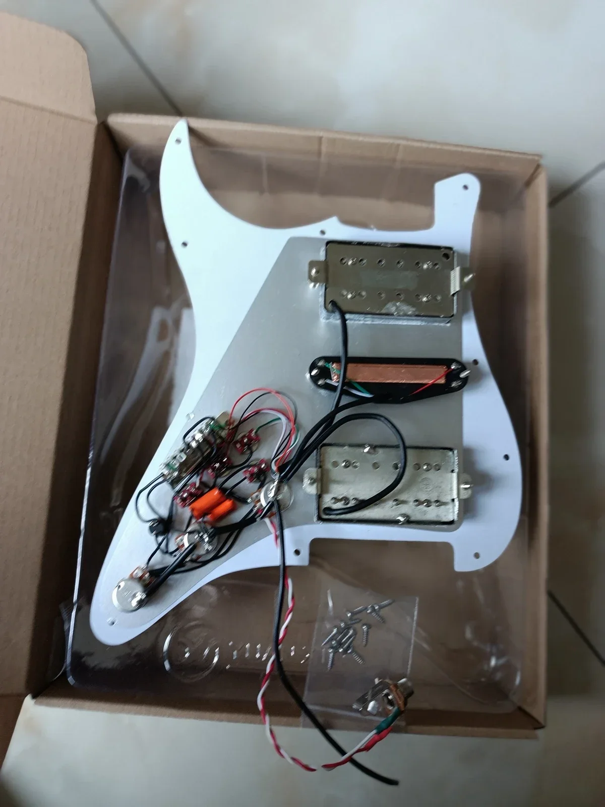 HSH Loaded Prewired Pickguard Pickups Set Multifunction Switch White  Alnico 5 Humbucker Pickups Fit for Fd Guitar