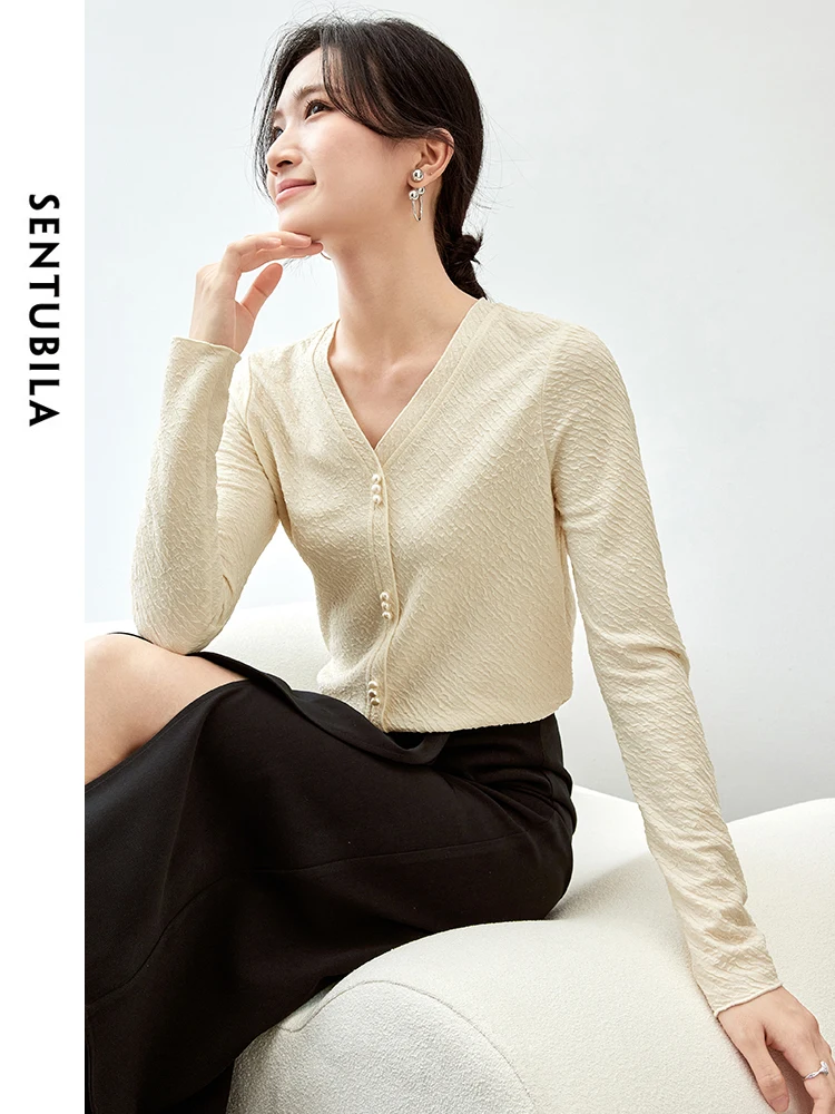 SENTUBILA Women Texture Knitted Cardigan   2024 Autumn Straight Pearls Button V Necl Long Sleeve Comt  Top 143H56832