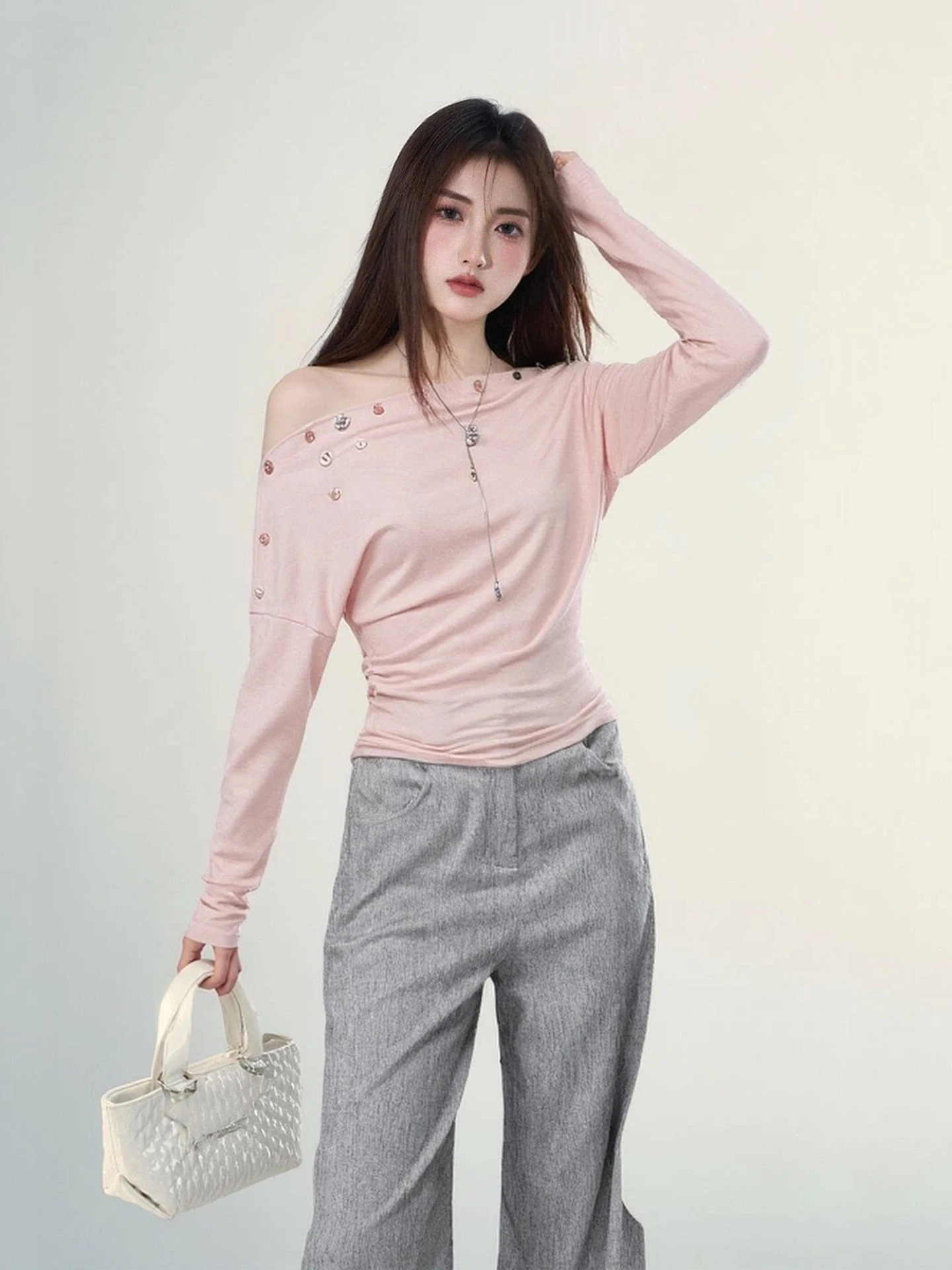 

Ele Pearl Mother of Pearl ell irt Long Sve Asymmetrical oulder Design ell Button Decoration Women's Top