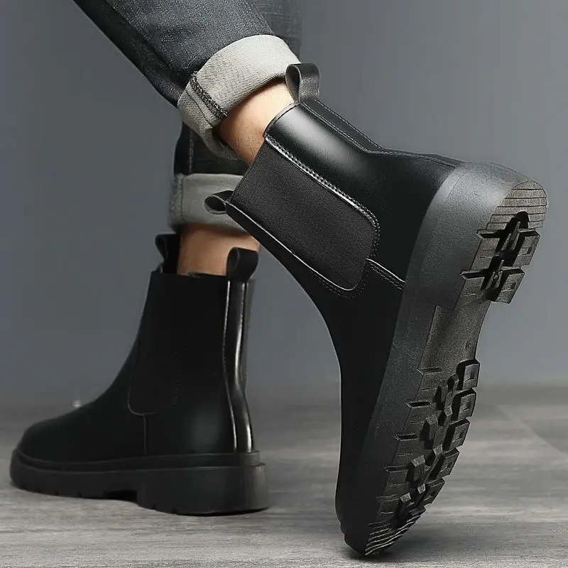 

Trendy Men's High Top Leather Chelsea Boots Winter Quilted Padded British Chimney Style Fashionable Footwear