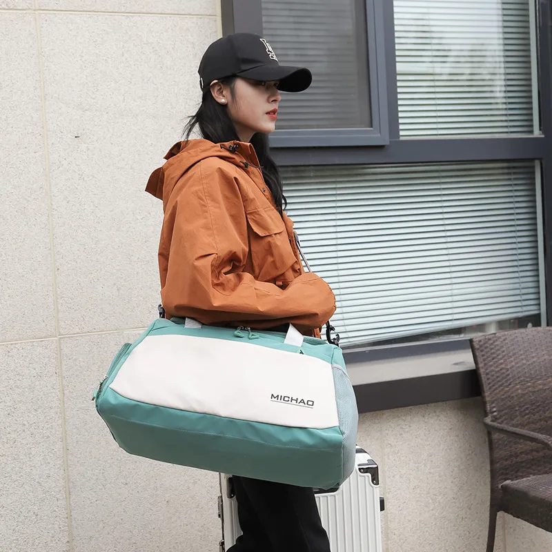 Handheld Travel Bag, Multi-Purpose Large Capacity Dry Wet Separation Lightweight Swimming And Fitness Bag, B438