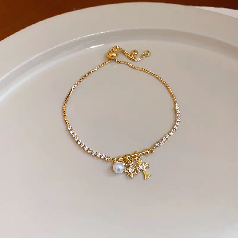 Golden Sparkling Diamond Cross Stacked Bracelet with Adjustable Feminine Style, Hand Accessories, Light Luxury, High Luxury, Exq