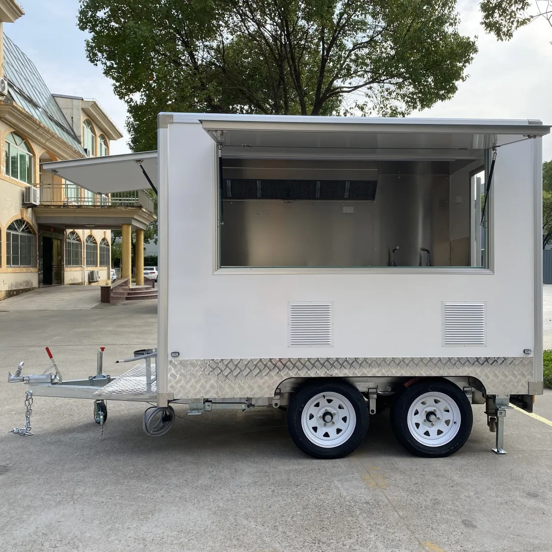 Mobile Food Trailer Fully Equipped Food Consesion Trailers For Sale