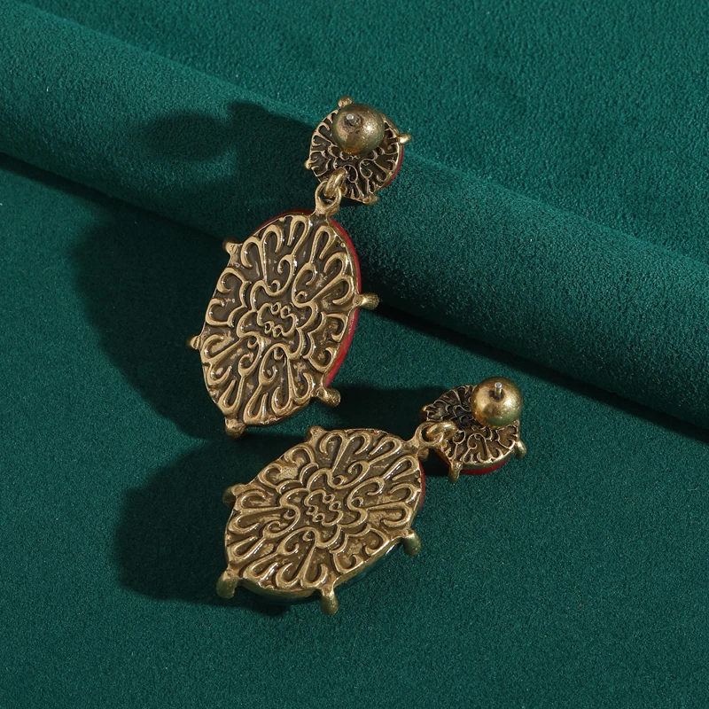 خمر ارتفع الأحمر الحجر الطبيعي انخفاض القرط كبير الذهب اللون حجر الراين مجوهرات فاخرة للمرأة اكسسوارات حفلة جديدة في 2025