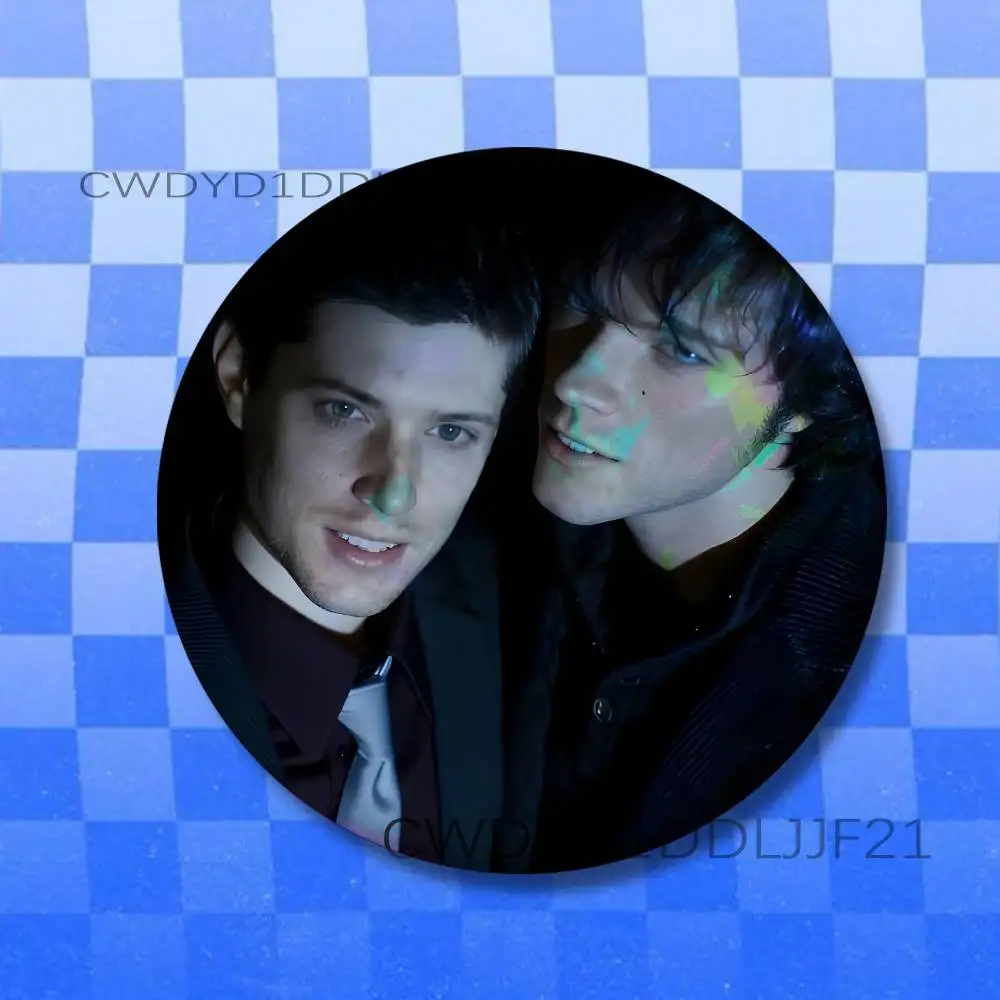 S-Supernatural Dean Sam Winchester Vintage Anime Brooch Creative Badge for Hat Bag Decoration Fans Collect Gifts