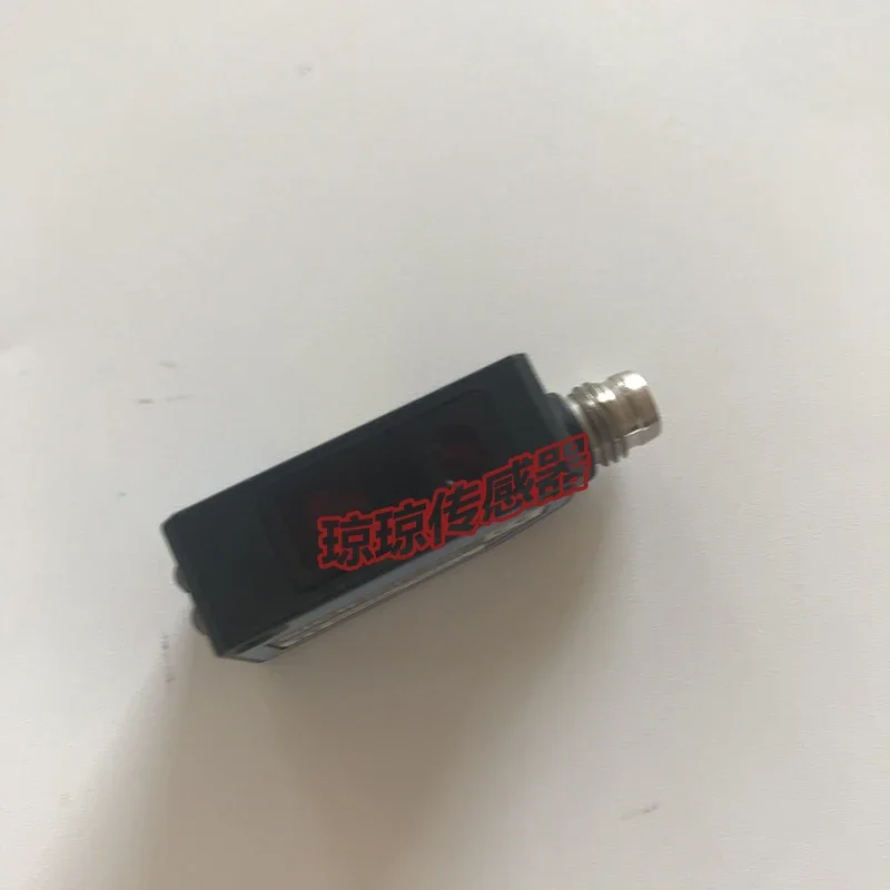 SICK Photoelectric Sensor WTB8L-P2111 Order Number 6033225 Original Genuine