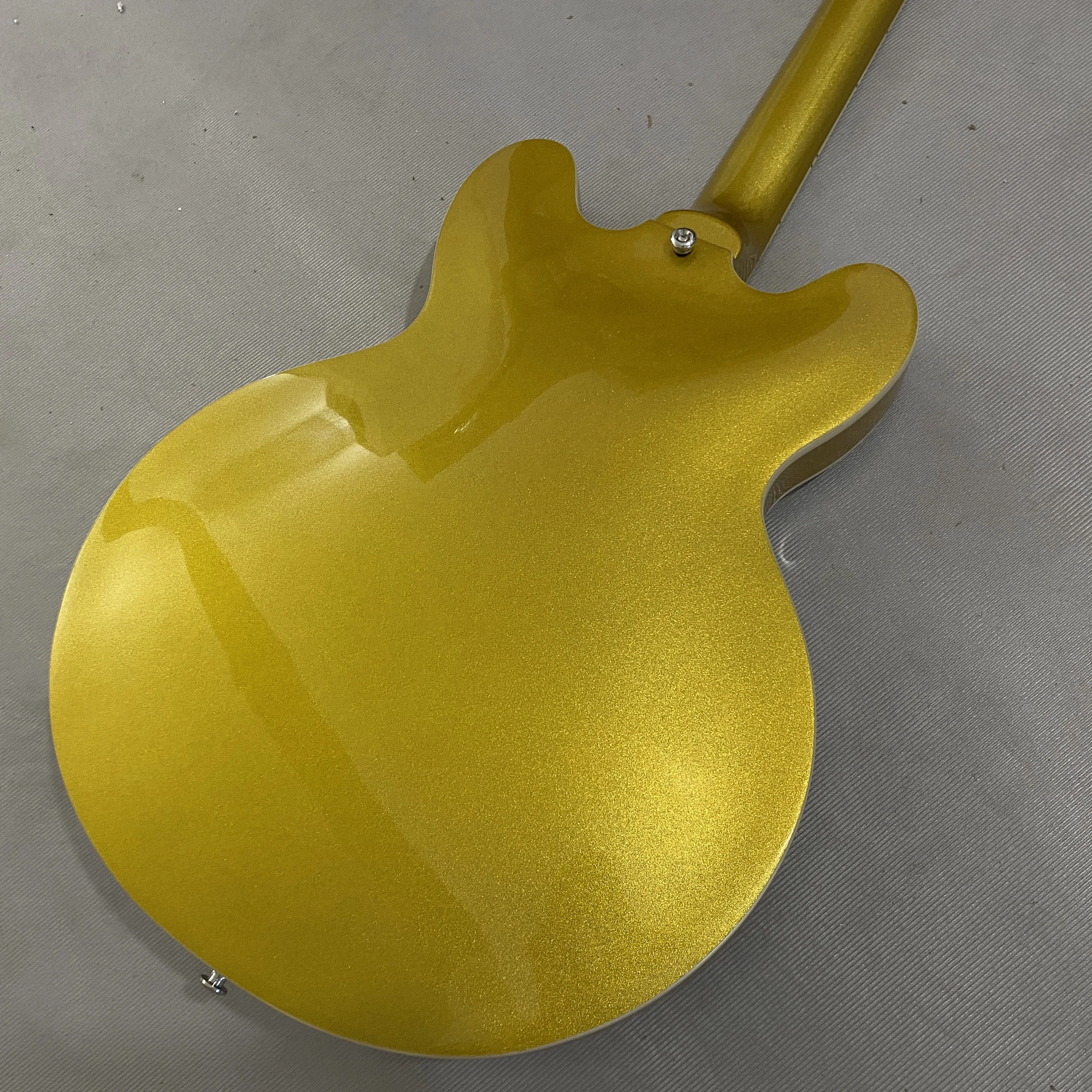 Gitara elektryczna typu half hollow, podstrunnica z palisandru, przetworniki HH, 22 progi, chromowany osprzęt, korpus z klonu, darmowa wysyłka