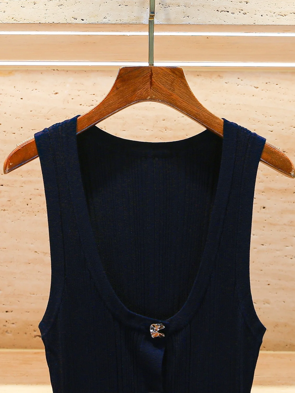 Wiosna 2025 Elegancka damska długa kamizelka z dzianiny typu U-Ne, sweter, prosta, do pracy, z wysokim stanem, z włókna poliestrowego.