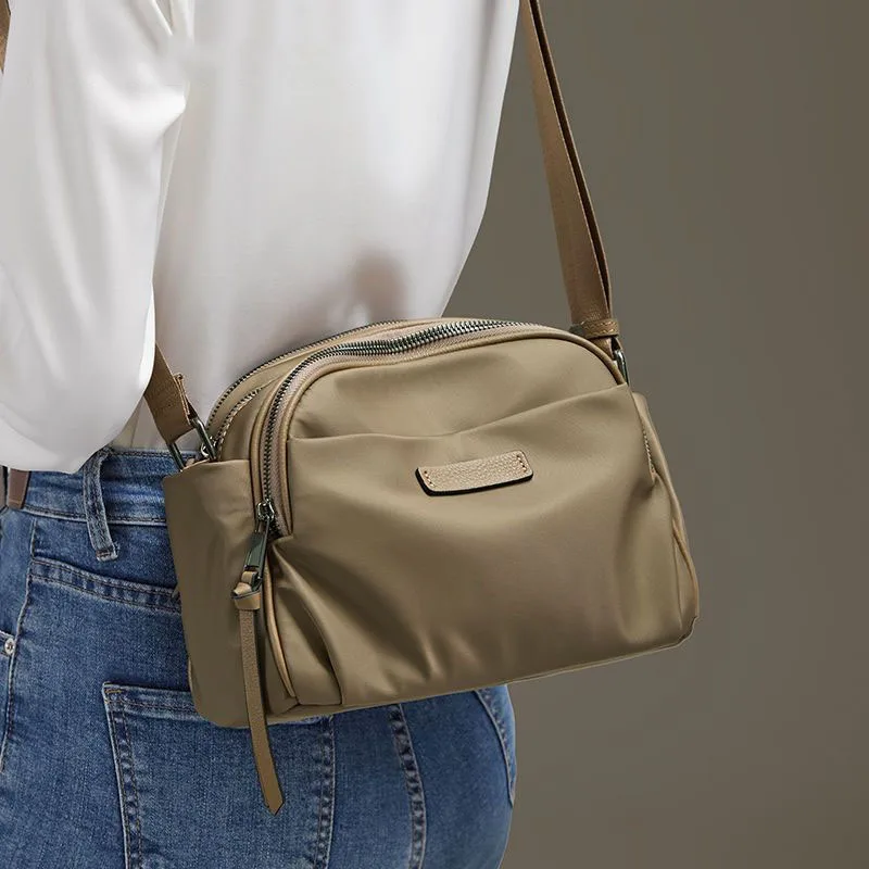 

Oxford cloth bag 2025 new fashionable crossbody bag for middle-aged mothers lightweight and casual high-end shoulder bag