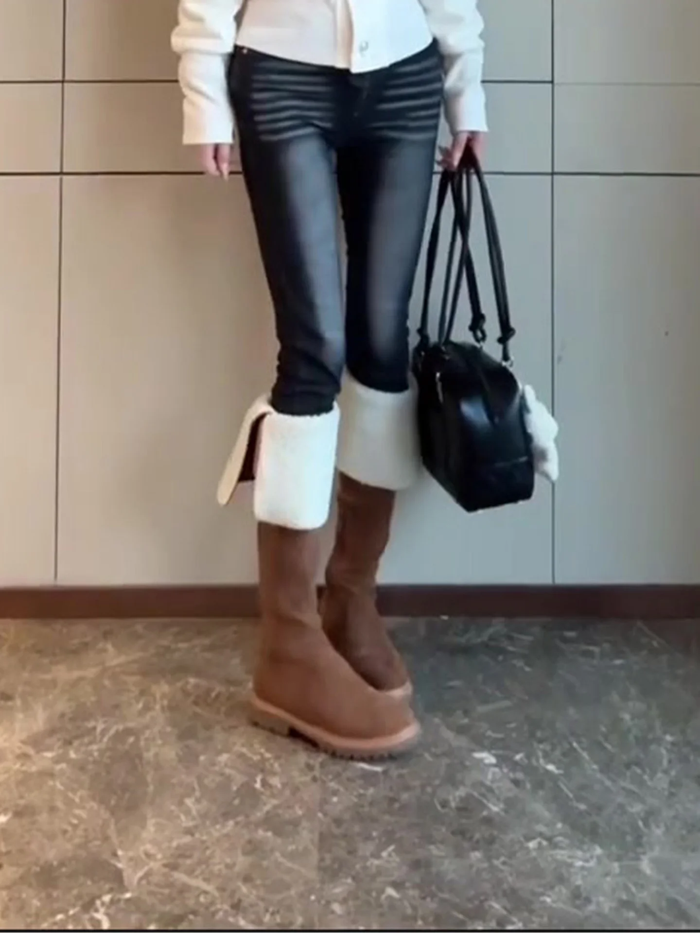 Mulheres Slim Fit Nove Quentes Fce Forrado Denim Jeans Outono Inverno Cintura Baixa Distrar Cor Pura Mid Stretch Design Chinês