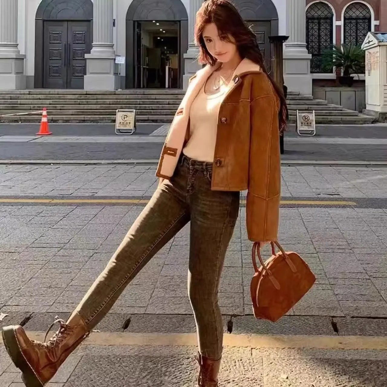 Vintage Winter Women Thick Warm Suede Lamb Jacket Short Motorcycle Brown Coats Faux Shearling Sheepskin Leather Jackets Outwear