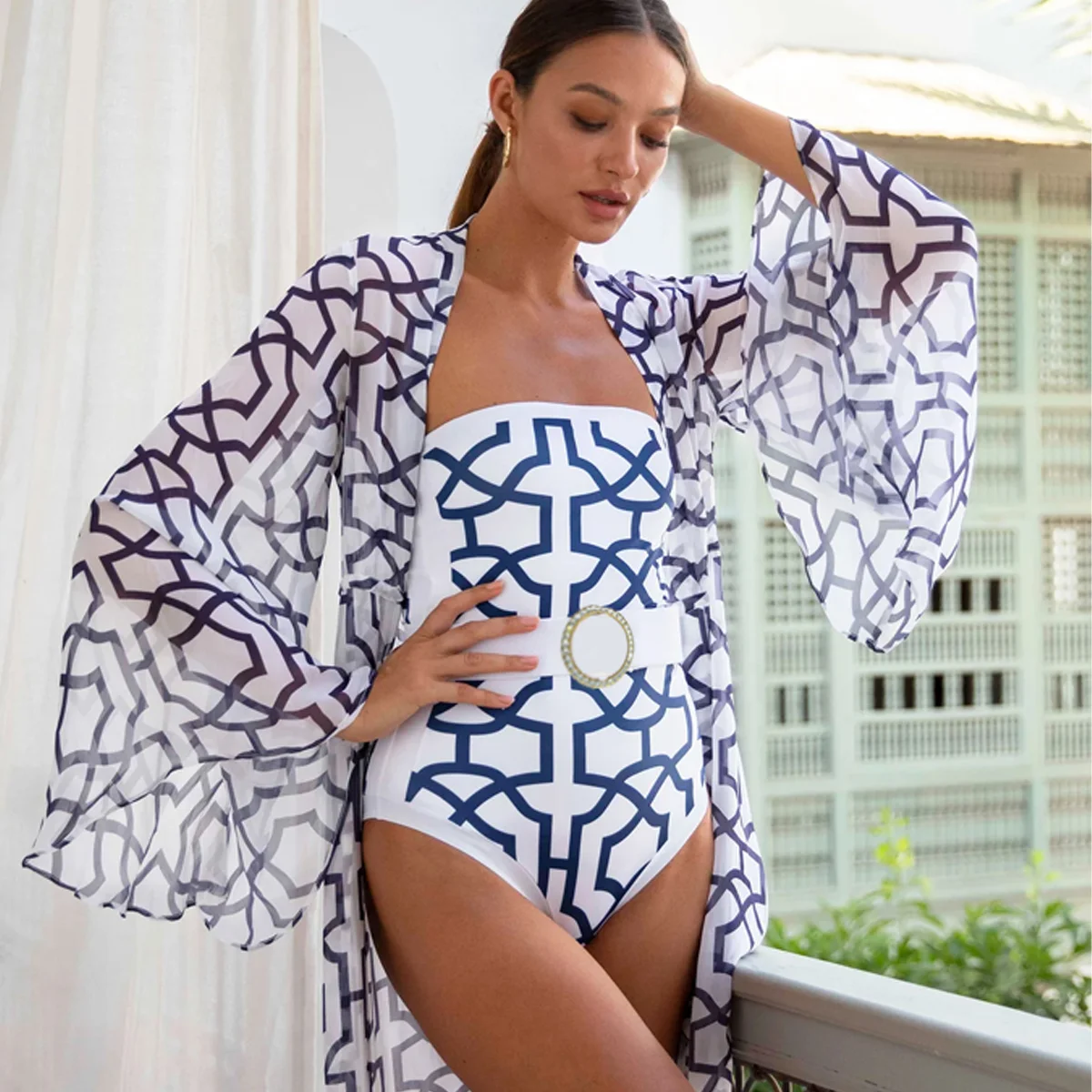 2024 New Women's Bikini Contrasting Color Geometric Tube Top Sexy Luxury One-Piece Fashion Trend Designer Swimsuit And Blouse