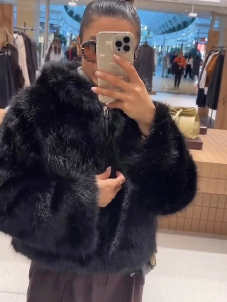 2025 herbst Winter Chic Schwarz Faux Pelz Hoody Frauen Mantel Casual Langarm Reißverschlüsse Weibliche Outwear Elegante Kurze Dame Outwear