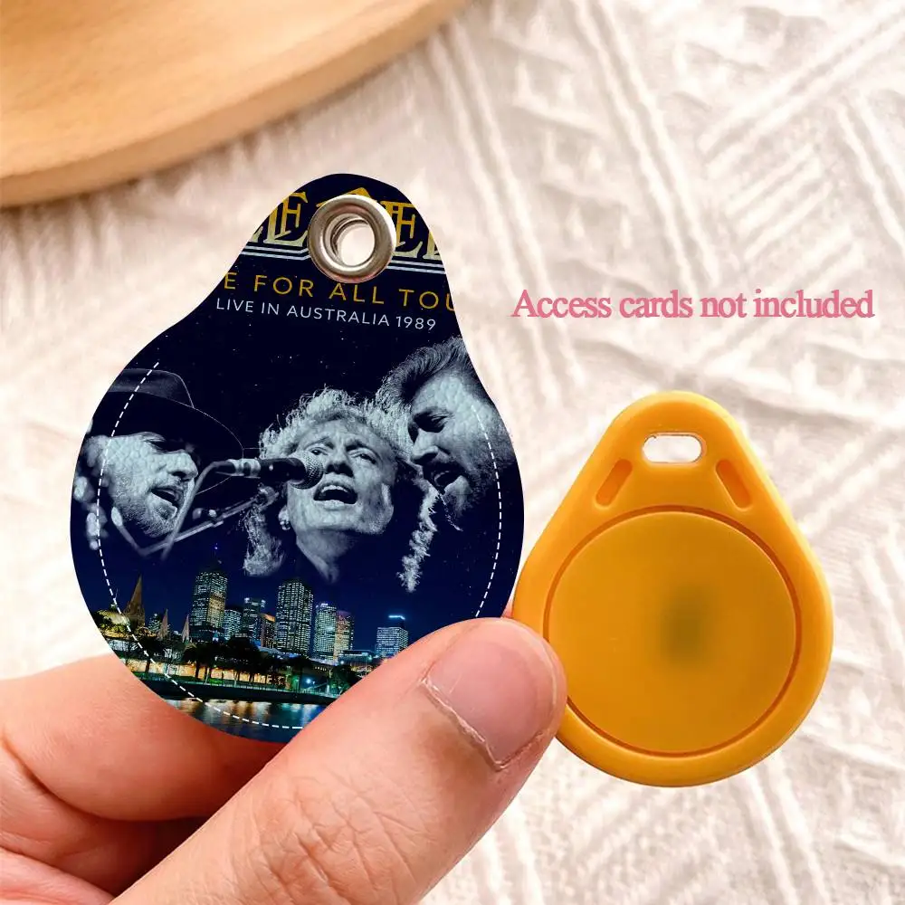 Bee Gees Band الرجال والنساء العالمي مانع االصدأ المفاتيح بولي Leather الجلود حامل بطاقة الوصول قطرة مفتاح العلامة الدائري