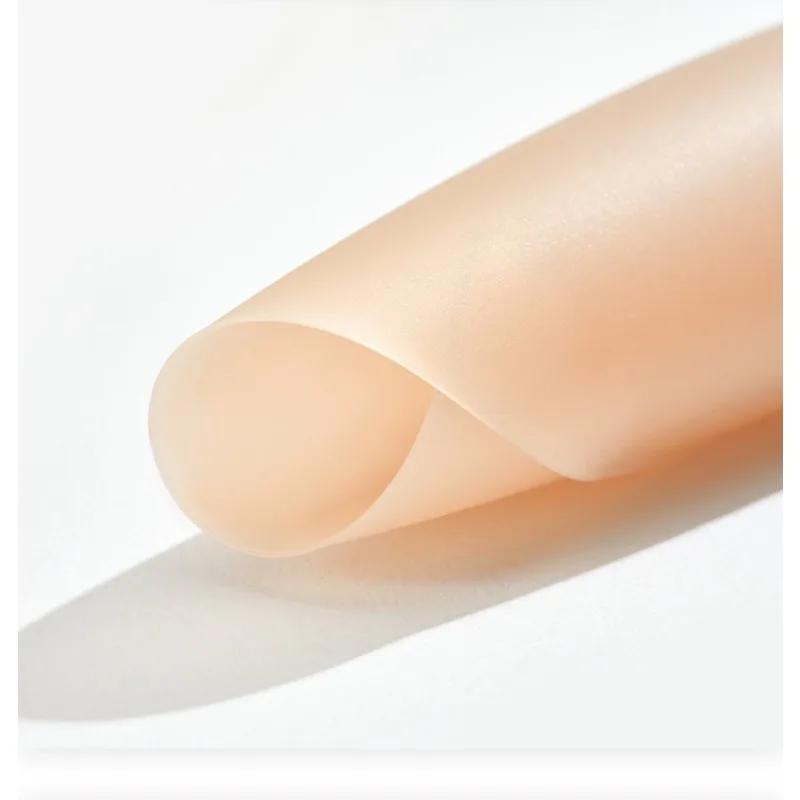 Silicone Breast Patch Ultra-thin Non-inductive Invisible Non-marking Breast Patch Anti-sagging Teardrop-shaped Breast Patch