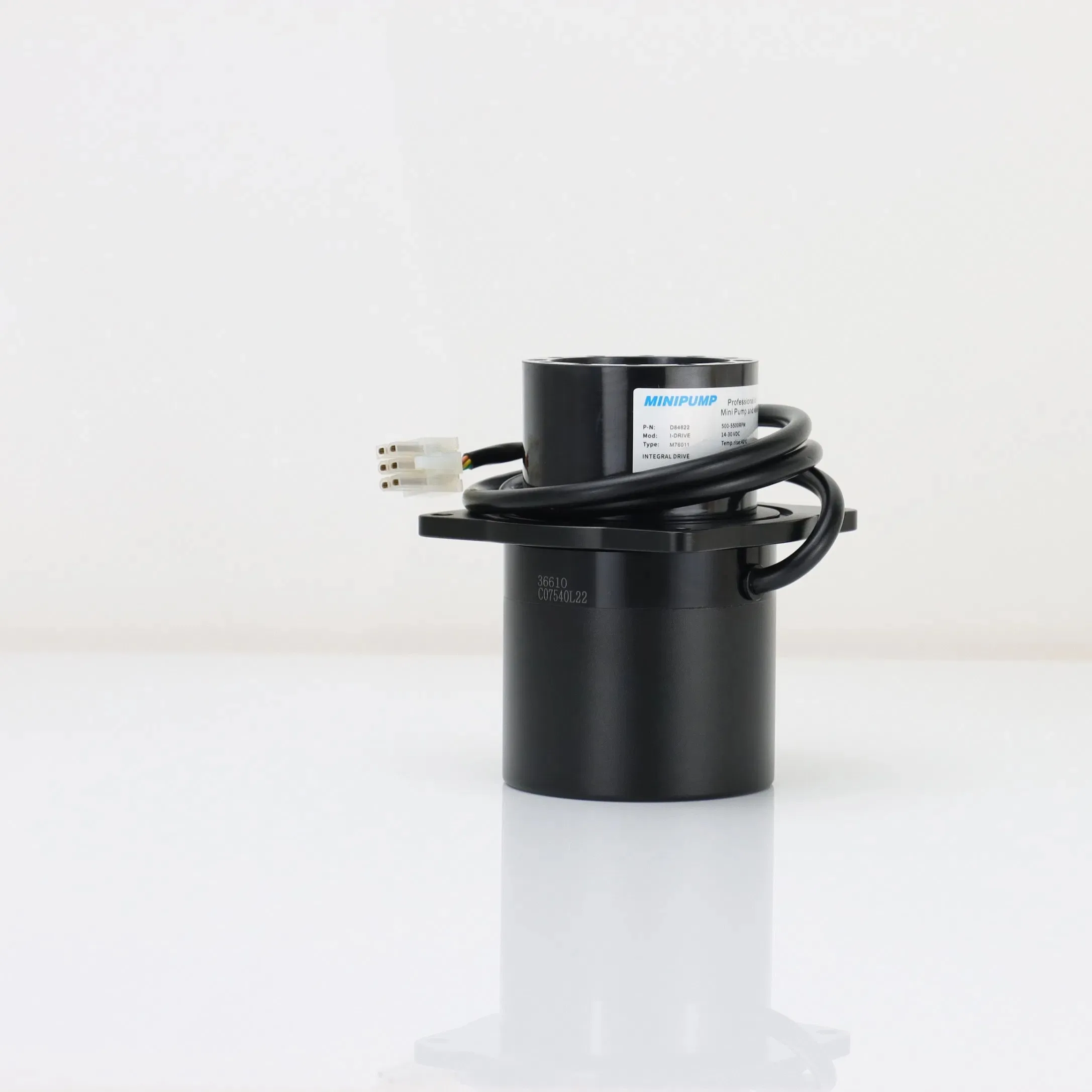 

Hot Sale 7.3L/Min Flow Miniature Gear Pump Docod Micro Fluid Metering Dosing Oil Gear Pump with Brush 70W 24V DC Motor