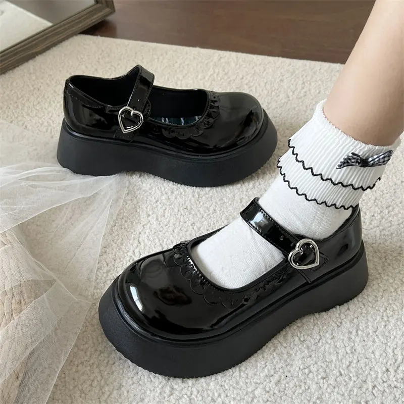 Black Chunky Platform Lolita Shoes Women New Heart Buckle Small Leather Shoes Student Japanese Style cosplay JK Uniform shoes