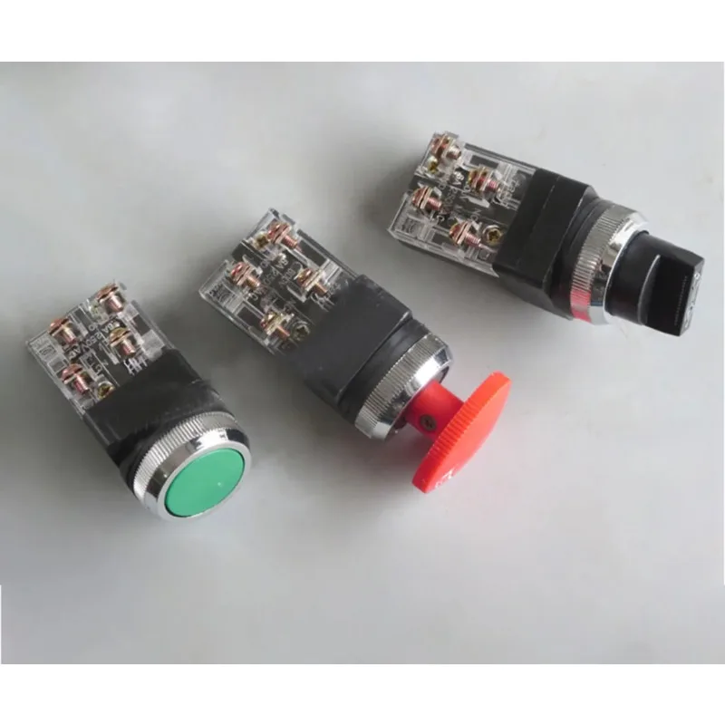 

1X фрезерный станок, пусковой переключатель, турель, инструмент, кнопка остановки, шлифовальная машина, водяной насос, подъемная ручка, часть переключателя управления