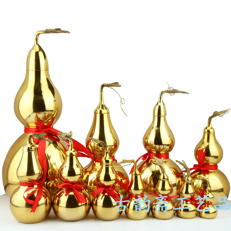 

Brass Polished Gourd Ornament for Shop, Office Desk, Living Room, Home Metal Craft Decoration