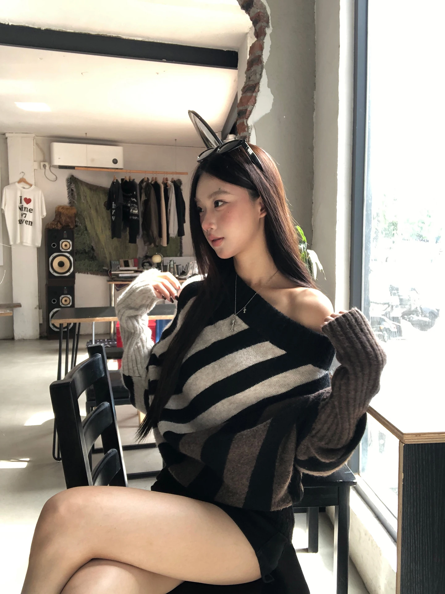 كنزة نسائية فضفاضة بأكمام طويلة وتصميم مخطط بأسلوب كاجوال أنيق للخريف #3