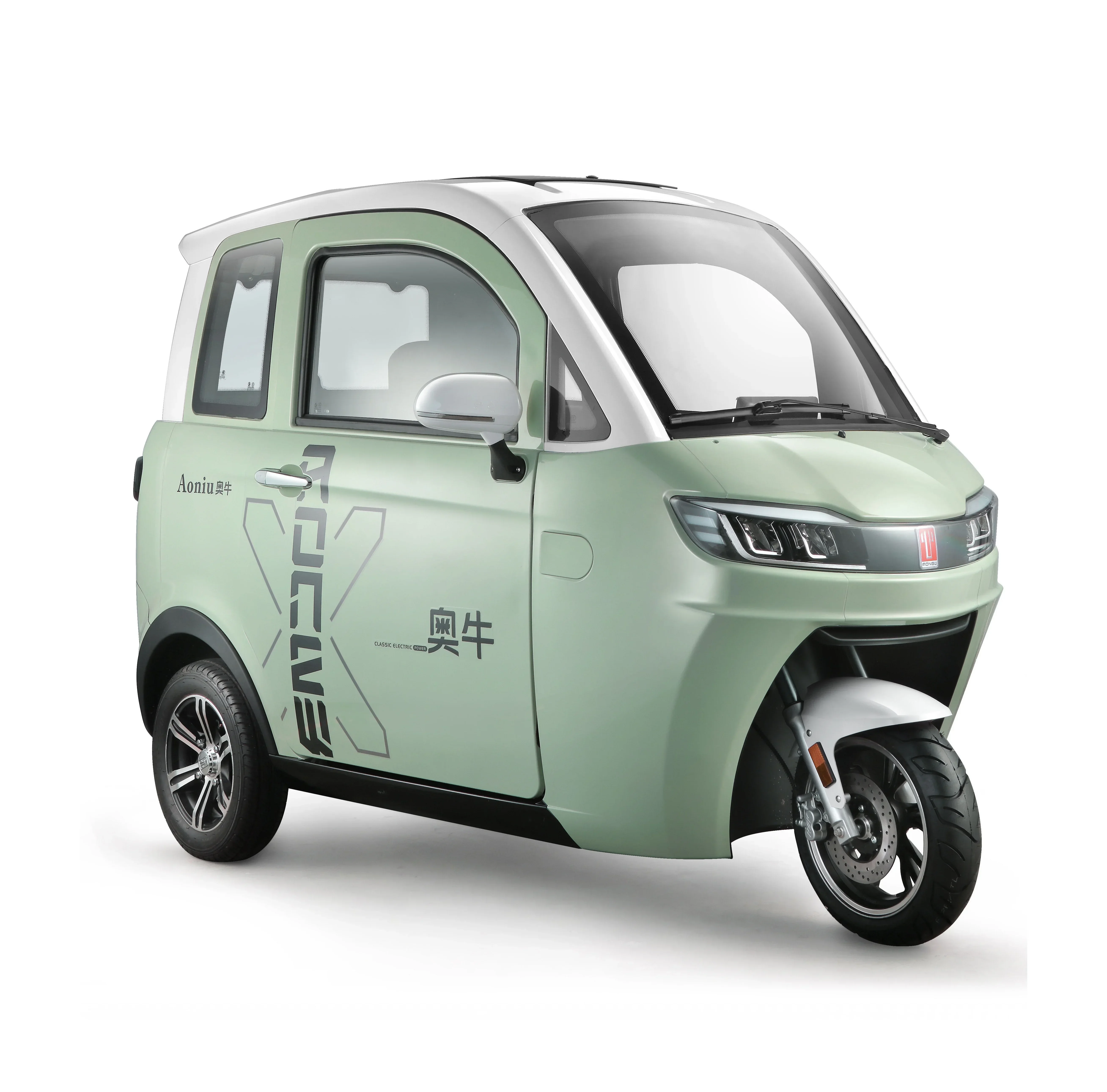 Chinese Manufacturer Strong Power 3 Wheel EEC/COC  Enclosed  Electric Tricycle