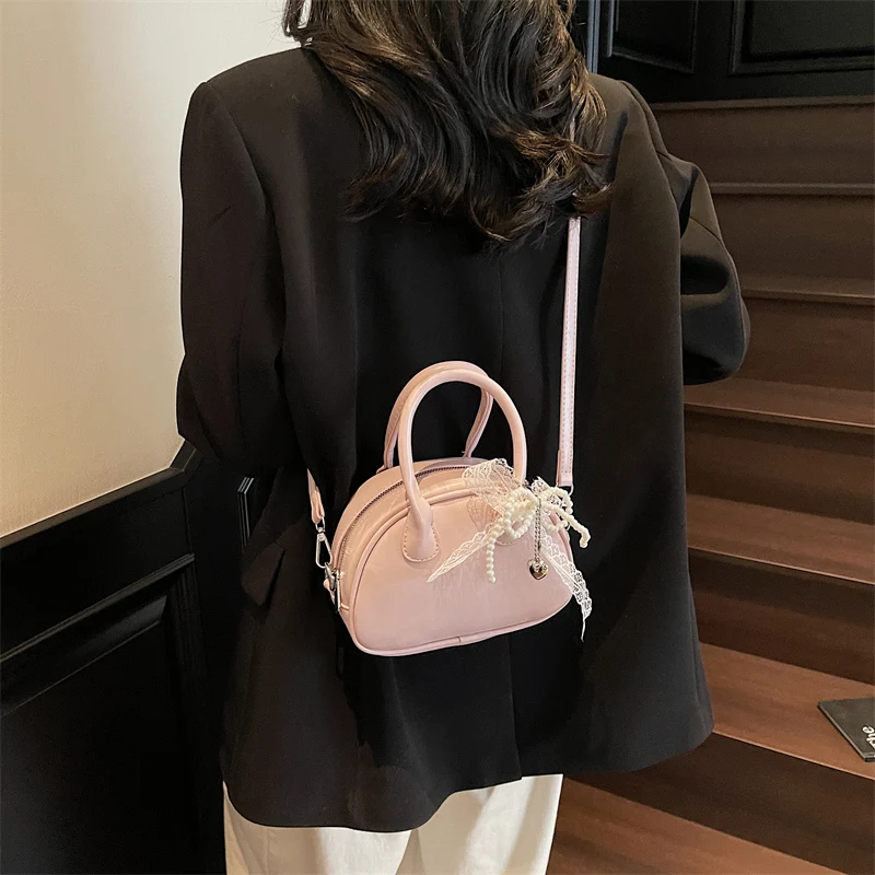 

Simple Casual Versatile Women's PU Leather Single Shoulder Crossbody Bag Fashion Trendy Commuting Storage Shell Bags
