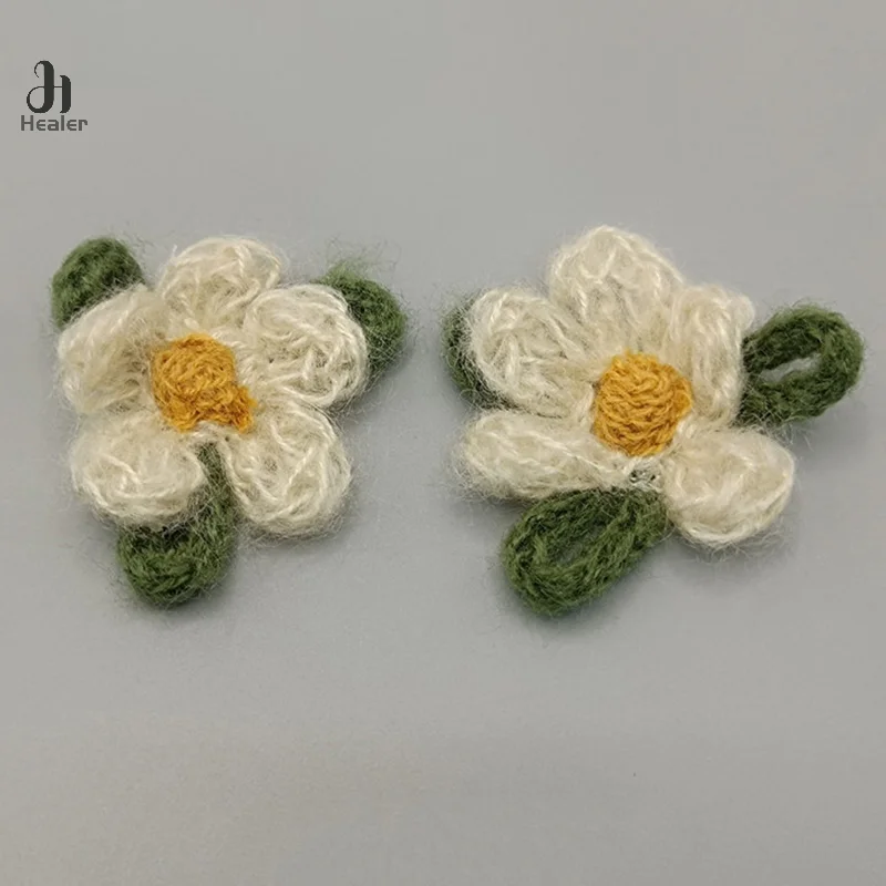 

2/5/10pcs Handmade Colorful Crocheted 6-petals 3D Flower Knitted Quilt Applique Patch Craft Ornament DIY Hairpins Hat Decor