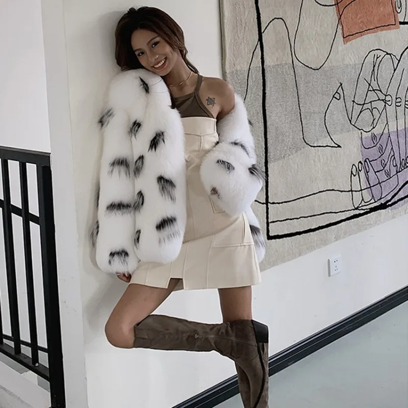 Female New Loose Comfortable Leisure Simple Warm Winter Cardigan Round Neck Warm Collar Fox Hair Short Korean Slim Raccoon Hair