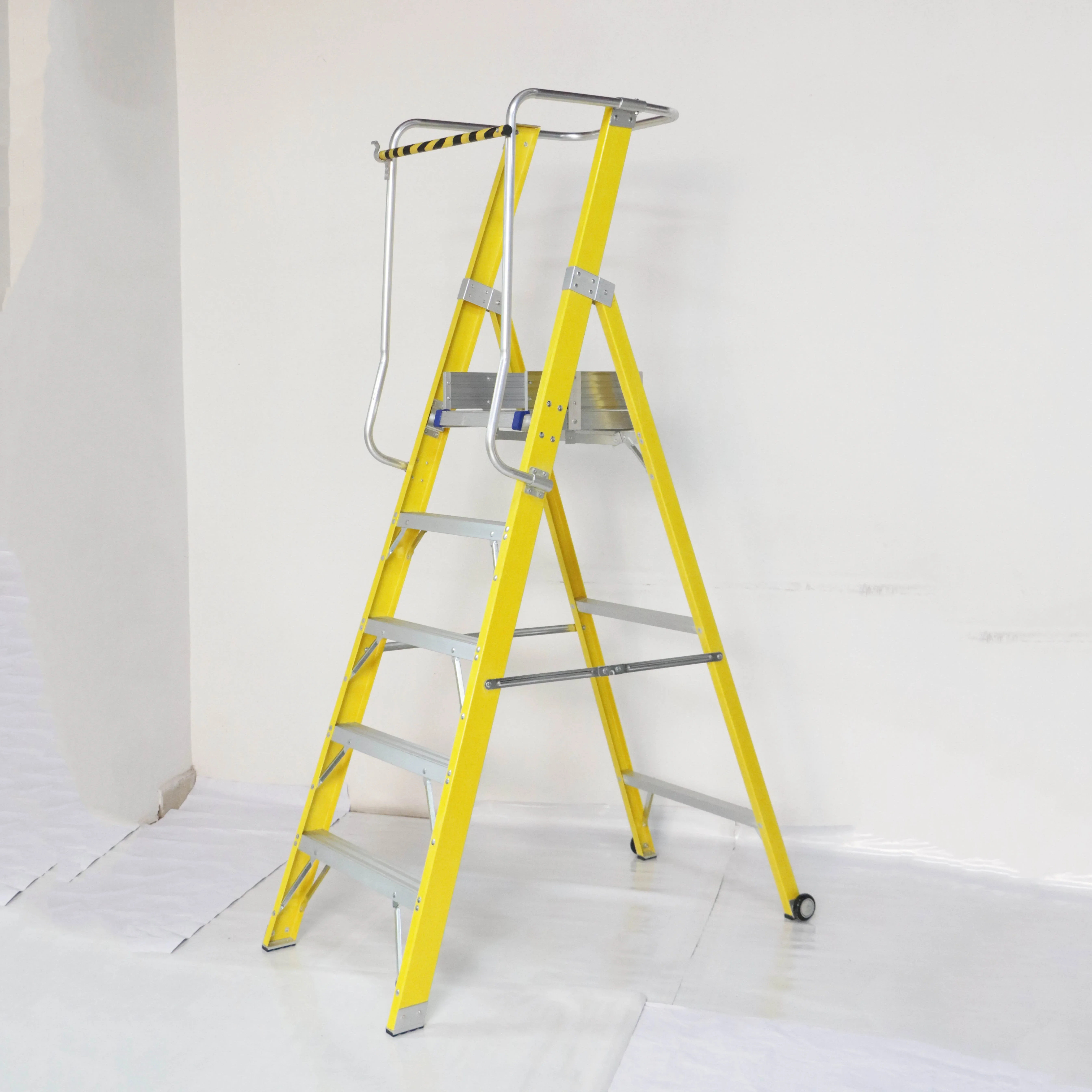 Industrial Mobile Portable Insulated Fiberglass Ladder Platform Ladder Bracket