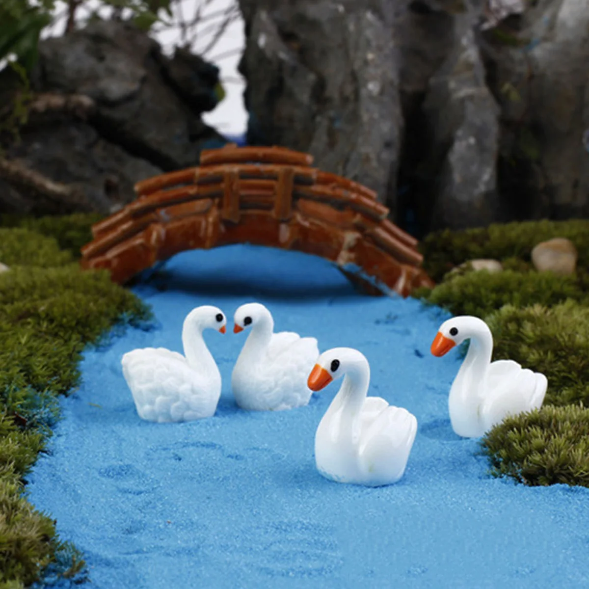 

4Pcs Resin Swan Miniatures White Home Succulent Bonsai Garden Craft Micro Landscape Decorations Gifts Garden Miniatures