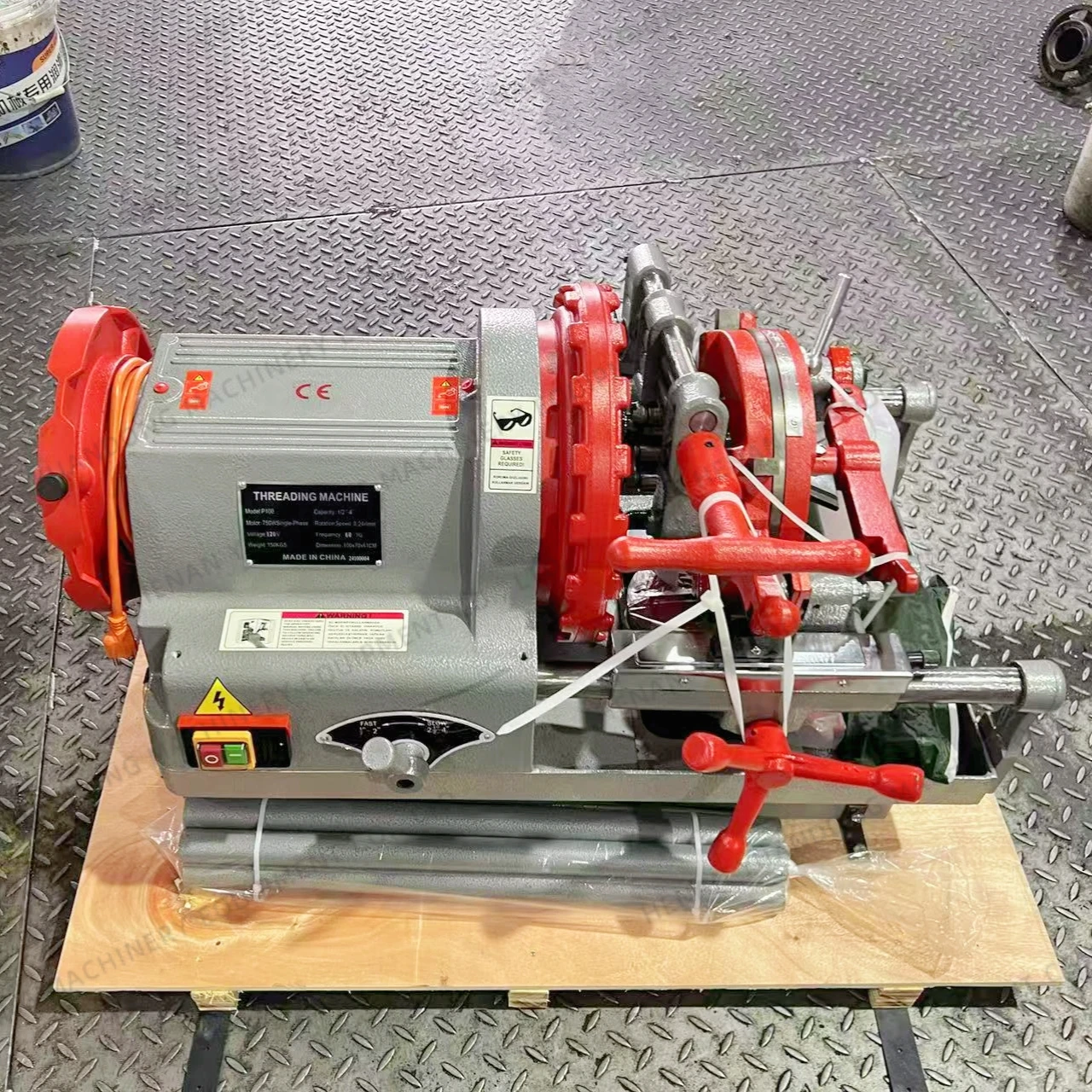 120/220/380V Customized Pipe Threading Machine With 4 Outriggers BSTP/NPT Threader Equipment