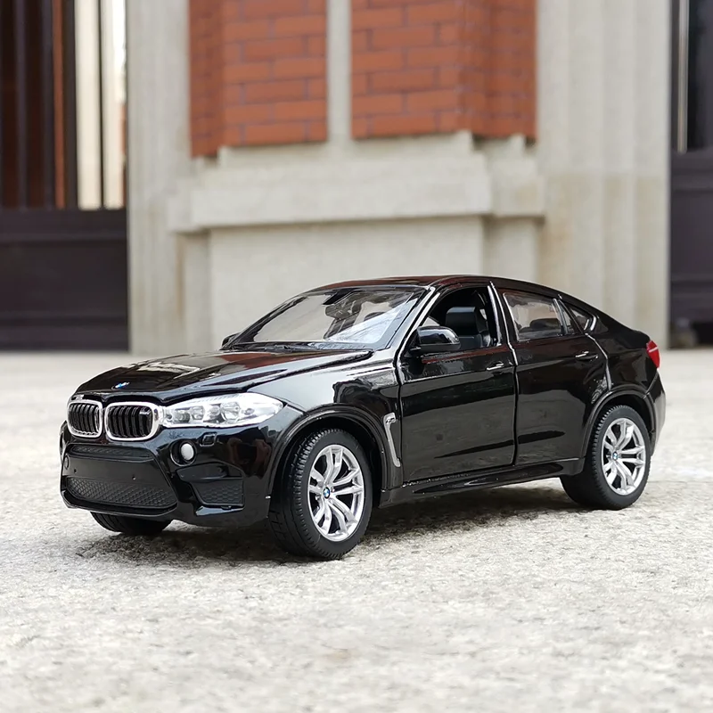 

1:24 BMW X6M SUV, легкосплавный автомобиль, литье под давлением и игрушечный транспорт, модель автомобиля, миниатюрная масштабная модель автомобиля, игрушки для детей