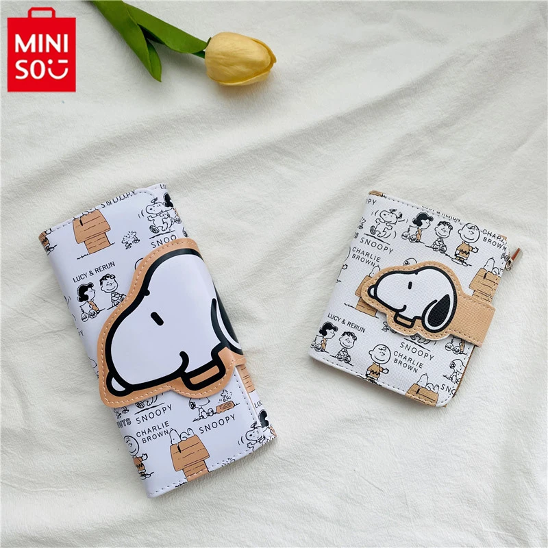 

MINISO Snoopy Kawaii Ins Cartoon Cute women Short Long Wallet Coin Purse Two Fold Pu Zipper Coin Coin Purse Christmas Gift