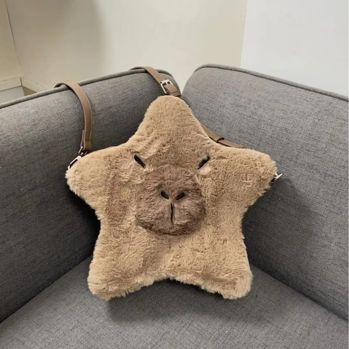 

Cute Capybara Star Women Backpack Soft Plush School Bags for Kids Funny Purses for Women Shoulder Bag Cartoon Back Pack Bags New