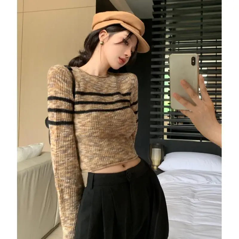 STSVZORR Vintage Stripe Knit Women's Autumn/Winter Slim Fit Short Sweater Flare Sleeves Spicy Girl Y2K Top