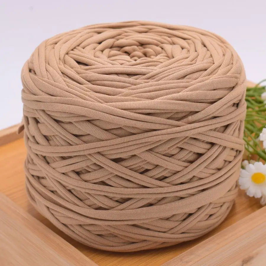 300g Polyester-Stoffgarn für DIY-Bastelarbeiten und Heimprojekte