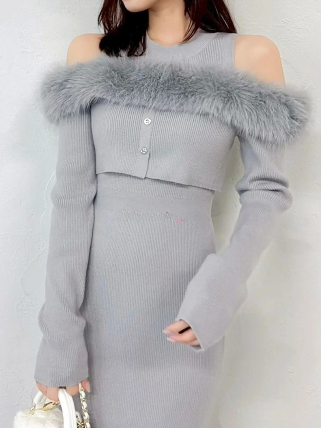 

Вязаное платье Sweet Pure D Home с высокой талией, круглым вырезом, меховыми вставками, длинными рукавами, в повседневном стиле, А-силуэт, для женщин