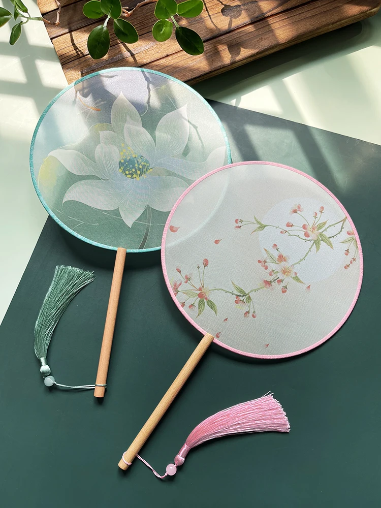 The product can be customized. Ancient round fan Chinoiserie double-sided translucent palace fan round fan classical dance