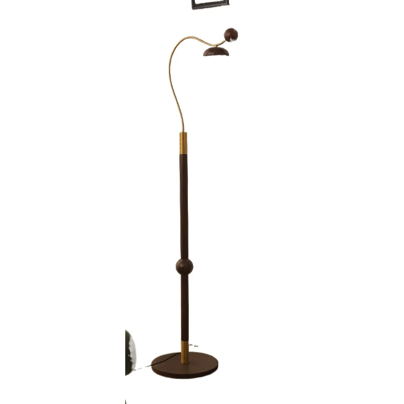 

French retro floor lamp living room sofa Nanyang decorative atmosphere fishing lamp American bedroom desk lamp