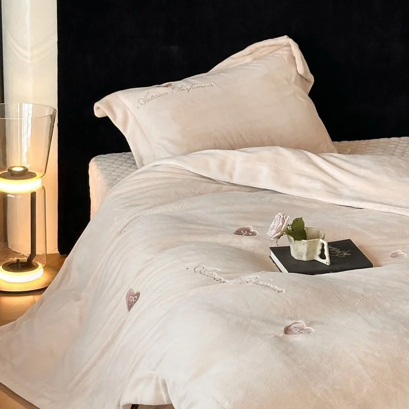 Milk Fleece Bed Cover Four-piece Embroidered Quilting Thickened Warm Anti-static Quilt Cover Pillowcase Bedding Kit