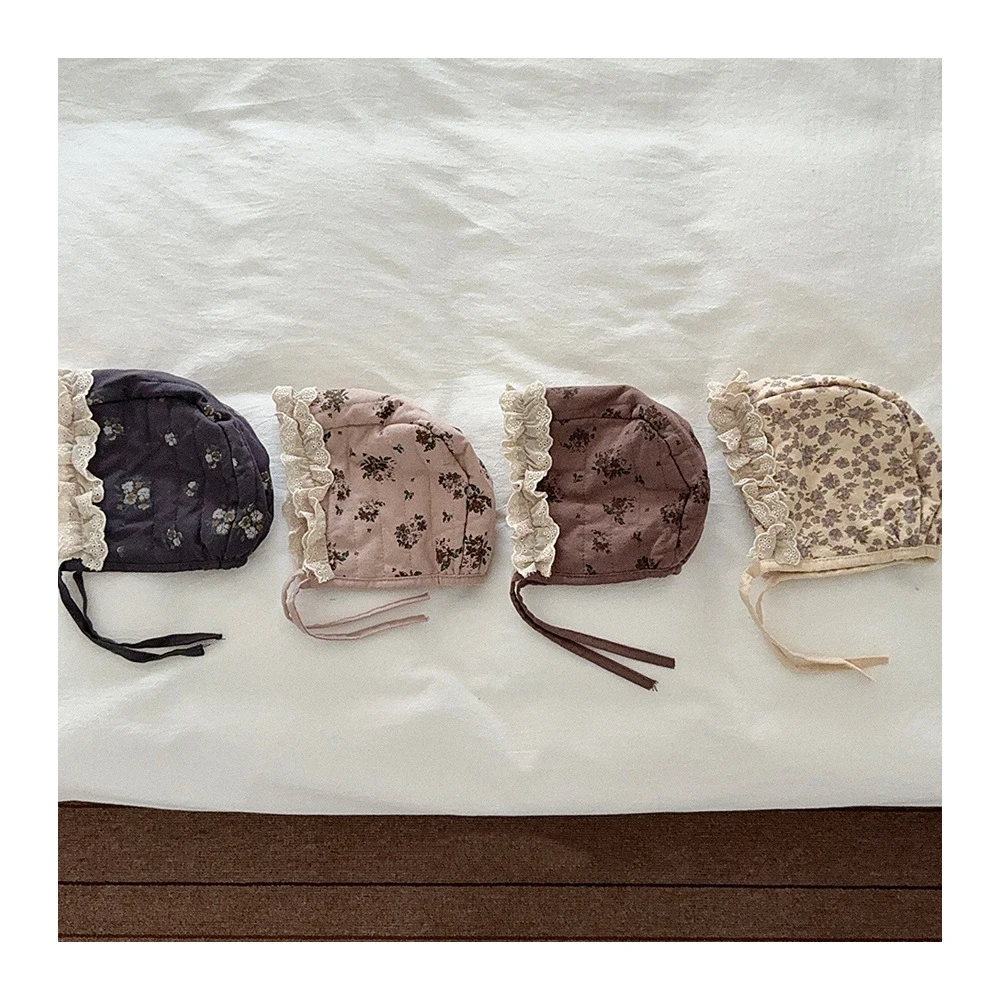 

Новая зимняя детская шапка, милая кружевная детская шапка с цветочным принтом, защитная шапка для ушей, 8 цветов, дворцовая шапка для девочек