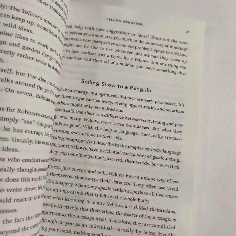 Les quatre types de comportement humain par Thomas Erikson Livre anglais best-seller Roman vebros LivrosEntouré d'idiots