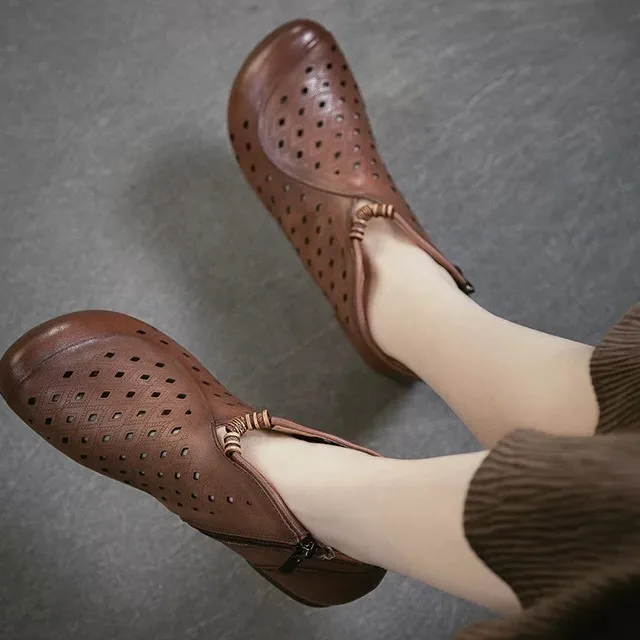 Spain Glas Genuine Leather Retro Ethnic Style Short Boots Side Zipper Hole Hole Cowhide Flat Heel Summer Casual Sandals