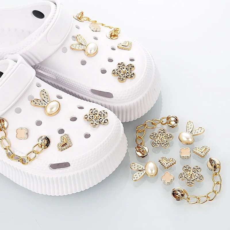 10 Pcs Chic Clogs Charms Luxury Gold Chains Flower Diy Detachable for Garden Shoes Accessories Decorations Sets for Women Gifts