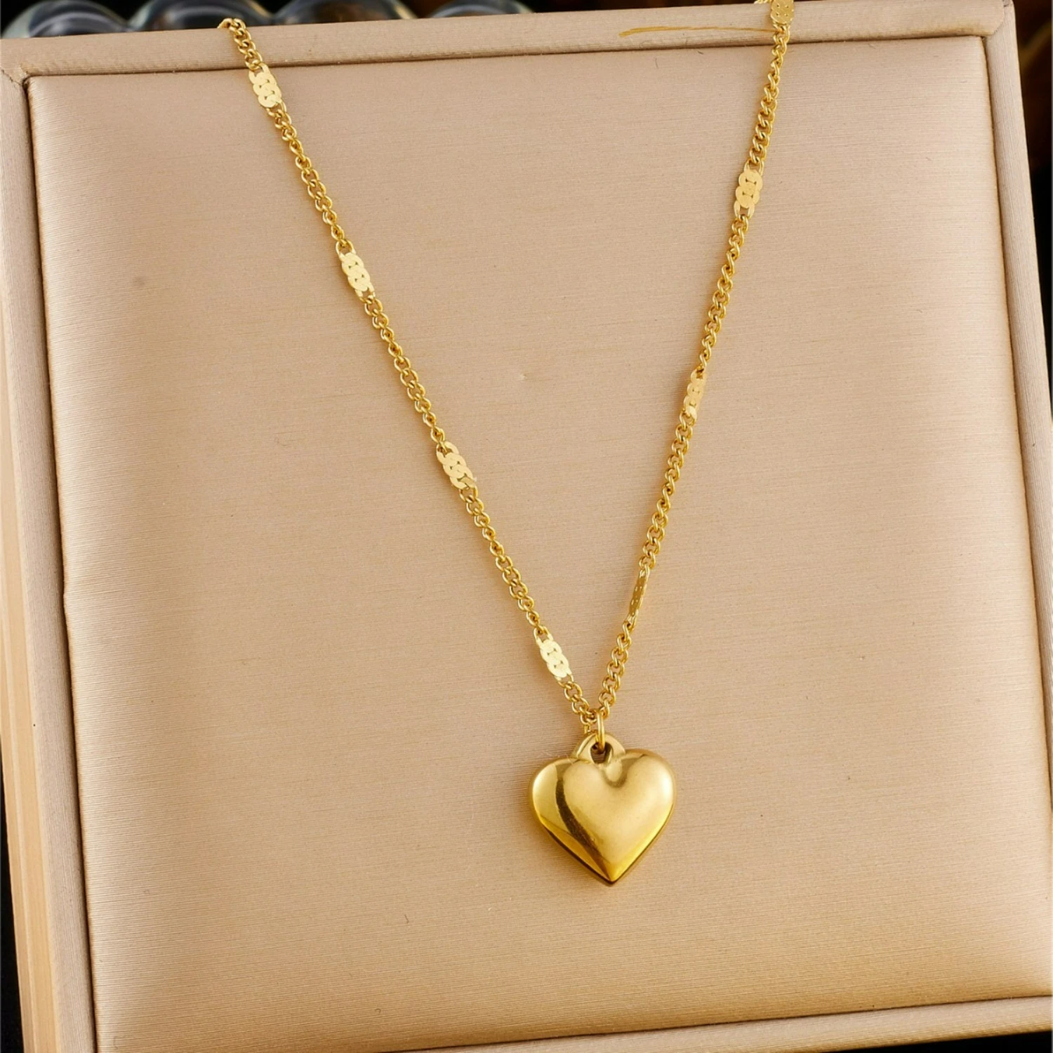 Gold Plated Stainless Steel Puffy Heart Pendant Necklace Dainty Romantic Jewelry Gift for Women Birthday Anniversary Valentine's