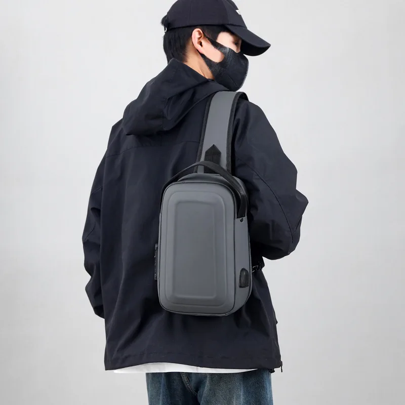2025 New Men's Chest Bag Multi Functional Interface Crossbody Single Shoulder Large Capacity Sports Cycling Backpack Men Bag